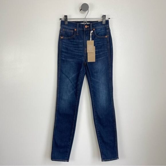 MADEWELL 10" High-Rise Skinny Jeans in Tarren Wash: THERMOLITE® Edition - 23 - Picture 2 of 10